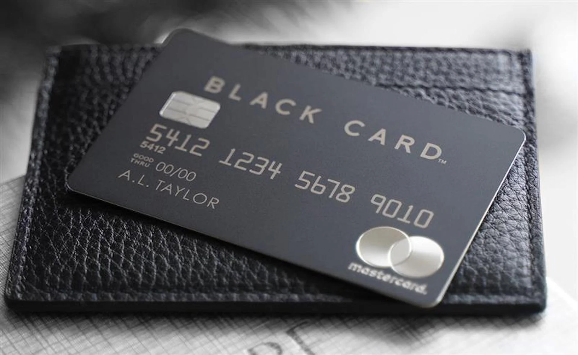How to Apply for the Luxury MasterCard Black Credit Card Successfully